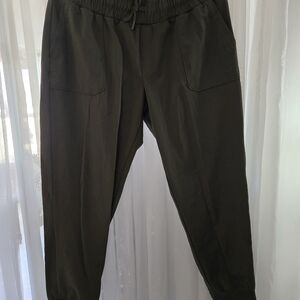 Mondetta Black Drawstring Jogger Pants